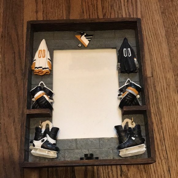 Pittsburgh Penguins wood/ceramic picture frame - Picture 8 of 9